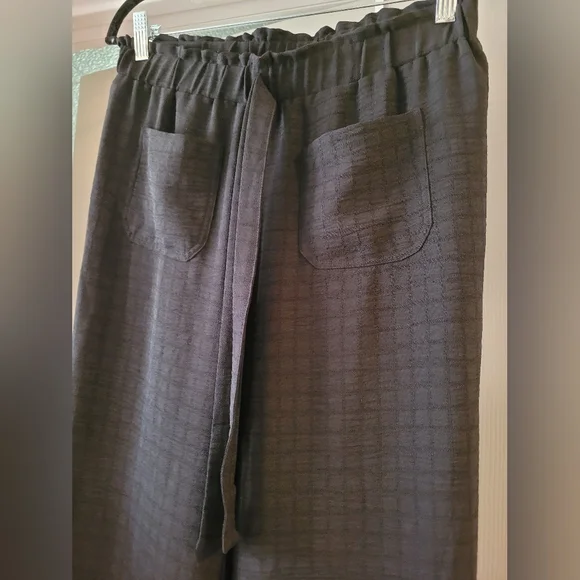 NWOT Love Scarlett Loose Pants M - Picture 3 of 5